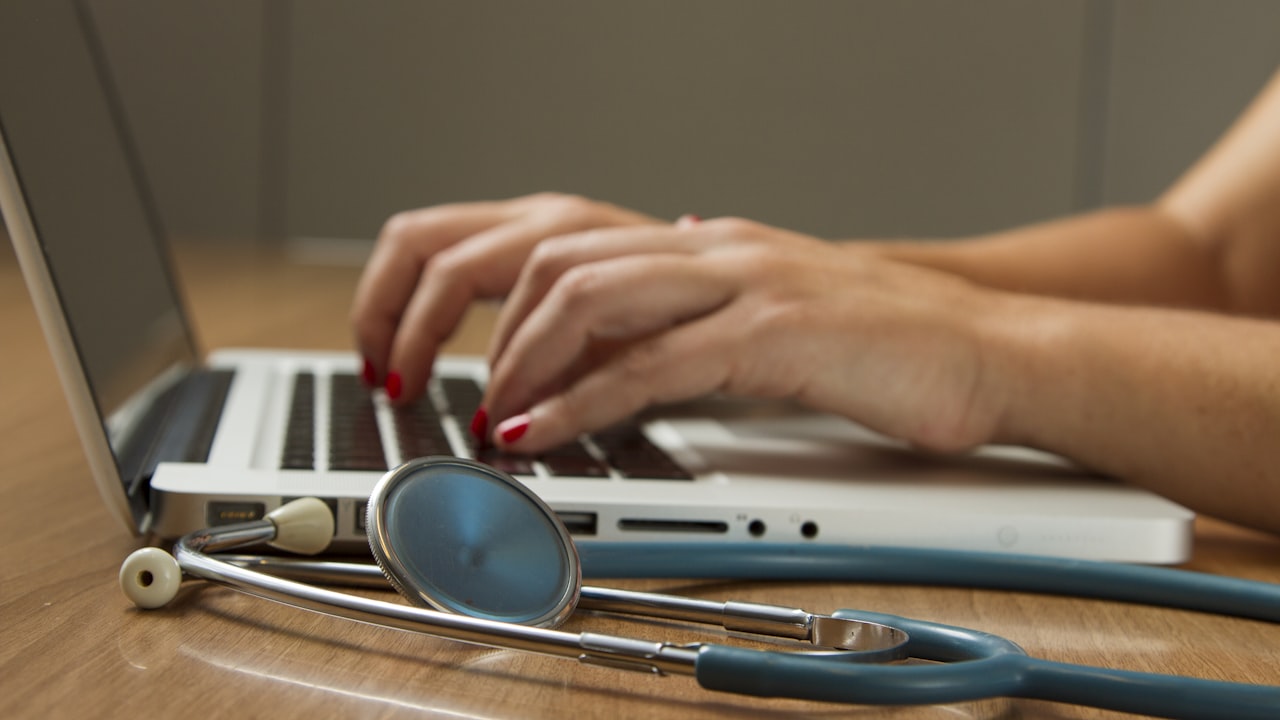 Chambre d'hospitalisation — reste à charge mutuelle famille